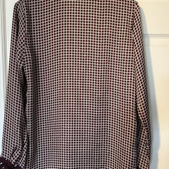 Elegant Patterned Classic Button Down Blouse Collar Shirt - Picture 7 of 7